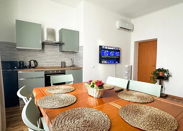 Giulio Cesare 237 Apartment *